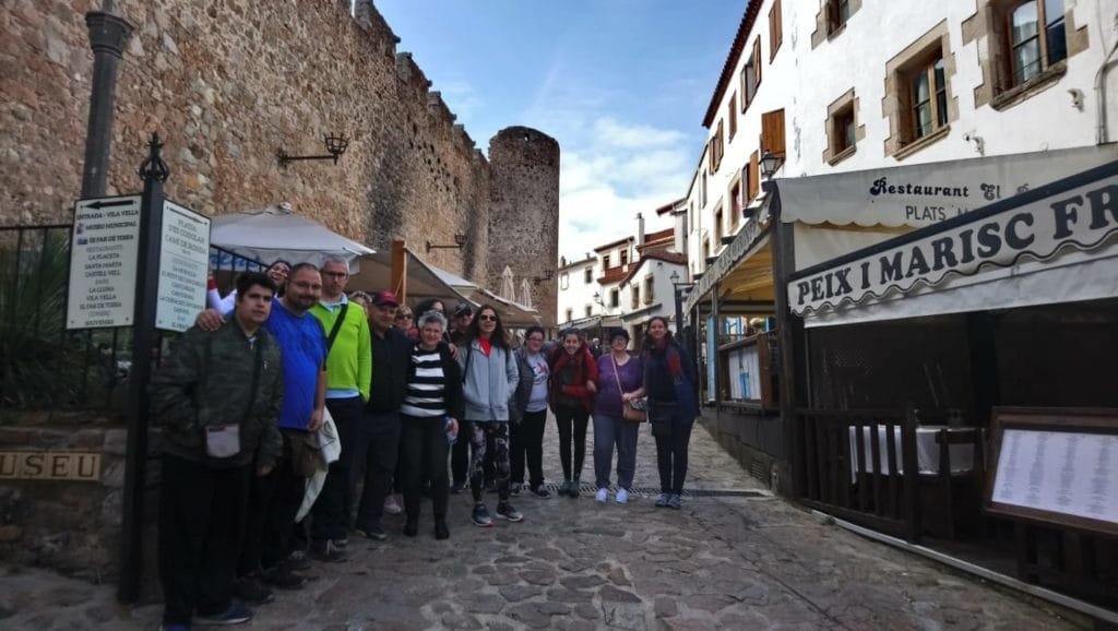 147-1569494270-1400x1400