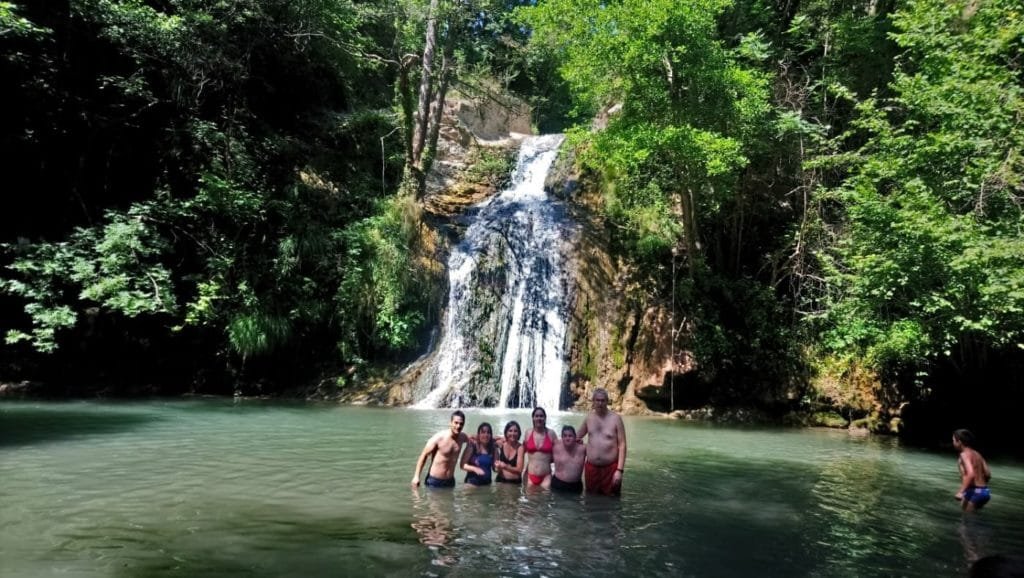 151-1569494270-1400x1400